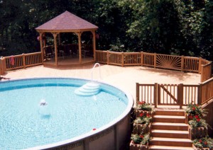 pool decked2E               